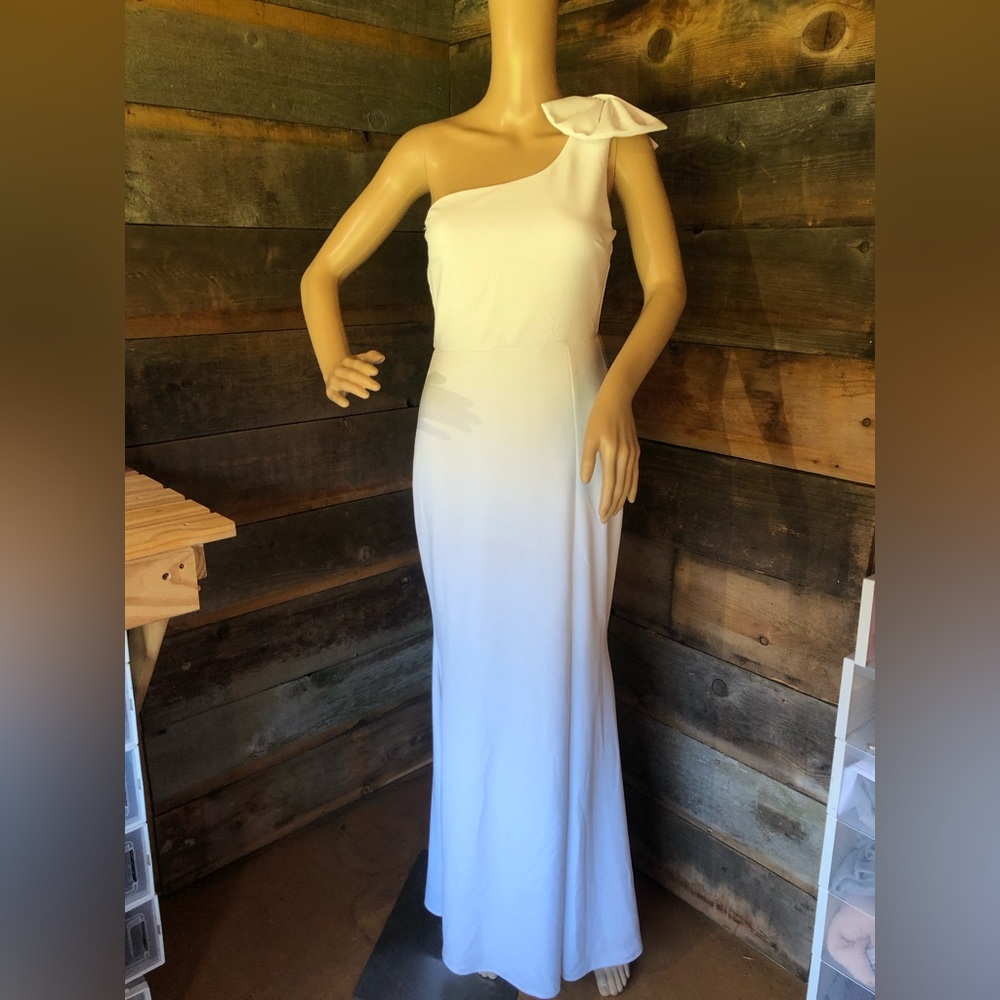 Francesca’s bridal collection all white bridal gown